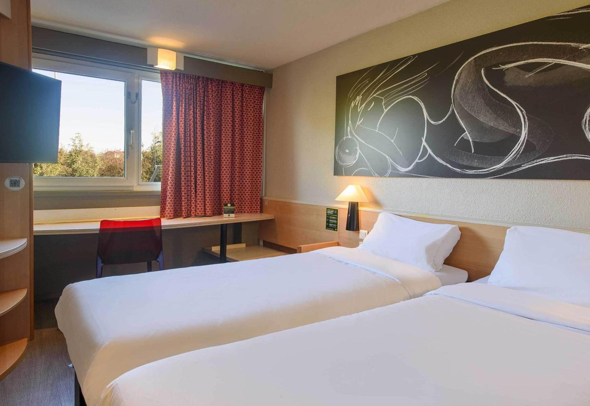 Ibis Hotel